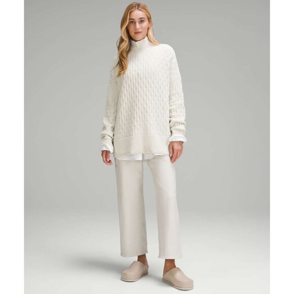 Lululemon Cable-Knit Relaxed-Fit sweater - Picture 3 of 12